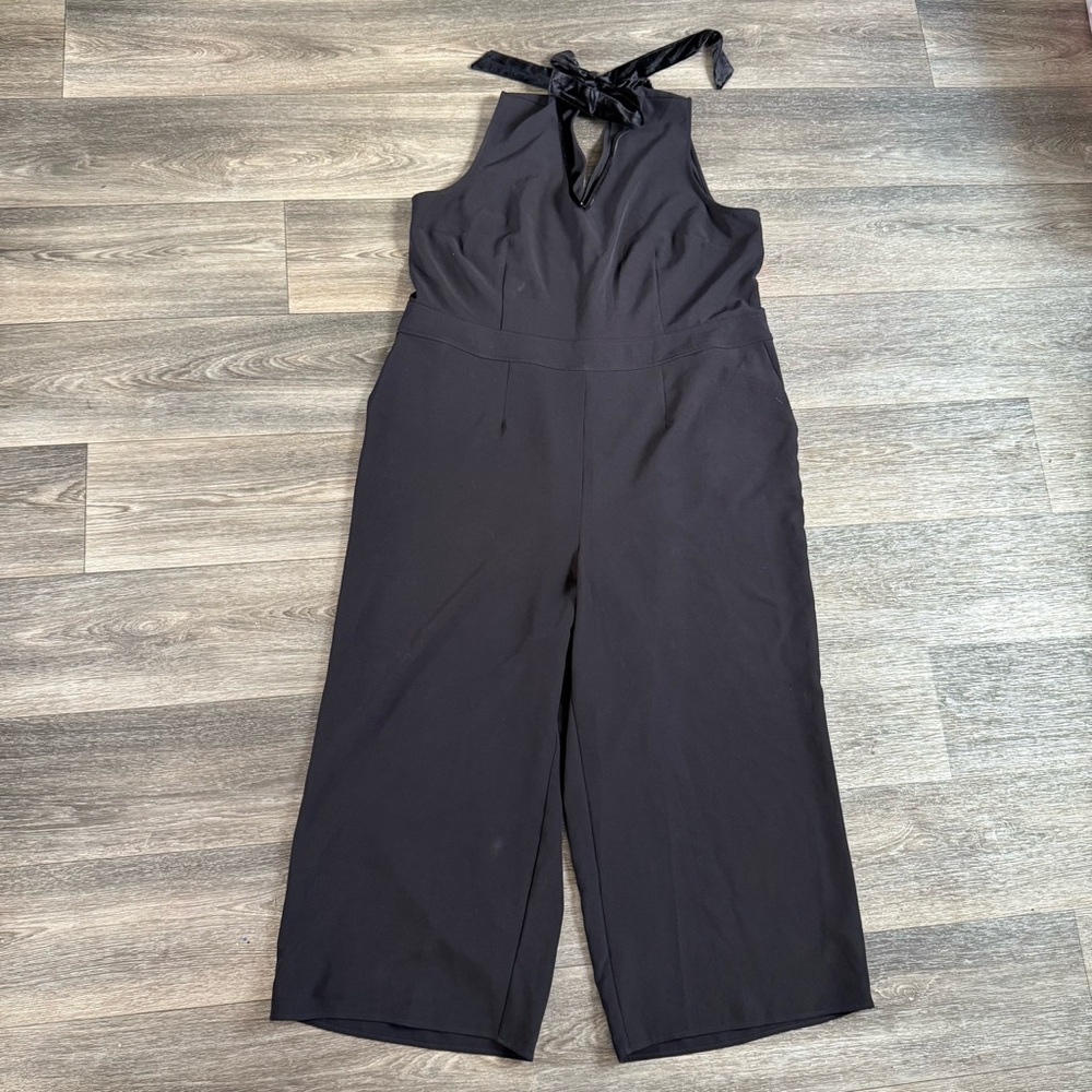 Lane Bryant Velvet Trim Tie Neck Jumpsuit Size 26